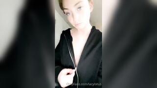 Lacylotus (Lacyyy aka Lacy Lotus aka lacy.lotus) OnlyFans Leaks 21 years old Blondie from LA 9