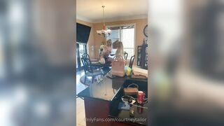 [18] Courtneytailorx (courtneytailor aka courtney.tailor) OnlyFans Leaks Blondie Big Boobs Ass Porn