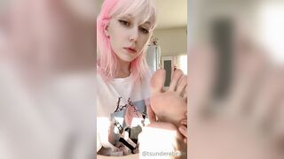 [20] Tsunderebean (Tsunder Bean aka Valerie) OnlyFans Leaks APEX Wraith Babe Porn 