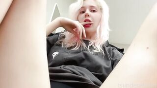 [7] Tsunderebean (Tsunder Bean aka Valerie) OnlyFans Leaks APEX Wraith Babe Porn 