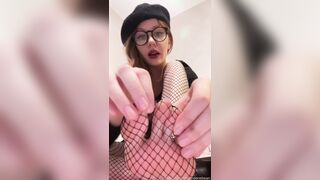 [128] Tsunderebean (Tsunder Bean aka Valerie) OnlyFans Leaks APEX Wraith Babe Porn 