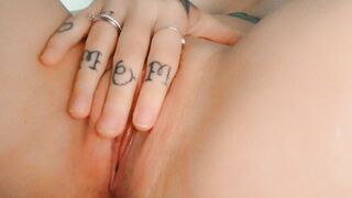 [139] ihatelaiika (LAIKAMusic aka Laika aka sleepylaika) OnlyFans Leaks CEO of Mental illness and Mommy Milkers