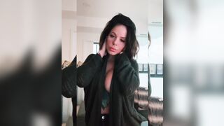 [143] ihatelaiika (LAIKAMusic aka Laika aka sleepylaika) OnlyFans Leaks CEO of Mental illness and Mommy Milkers