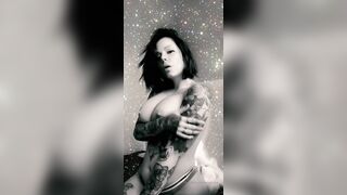 [200] ihatelaiika (LAIKAMusic aka Laika aka sleepylaika) OnlyFans Leaks CEO of Mental illness and Mommy Milkers