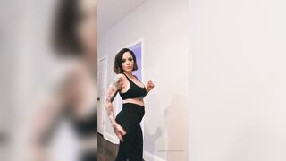 [219] ihatelaiika (LAIKAMusic aka Laika aka sleepylaika) OnlyFans Leaks CEO of Mental illness and Mommy Milkers