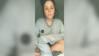 [249] ihatelaiika (LAIKAMusic aka Laika aka sleepylaika) OnlyFans Leaks CEO of Mental illness and Mommy Milkers