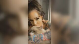 [258] ihatelaiika (LAIKAMusic aka Laika aka sleepylaika) OnlyFans Leaks CEO of Mental illness and Mommy Milkers