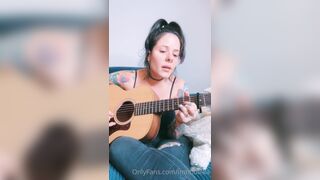 [268] ihatelaiika (LAIKAMusic aka Laika aka sleepylaika) OnlyFans Leaks CEO of Mental illness and Mommy Milkers