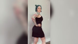 [293] ihatelaiika (LAIKAMusic aka Laika aka sleepylaika) OnlyFans Leaks CEO of Mental illness and Mommy Milkers