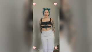 [294] ihatelaiika (LAIKAMusic aka Laika aka sleepylaika) OnlyFans Leaks CEO of Mental illness and Mommy Milkers