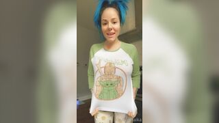 [356] ihatelaiika (LAIKAMusic aka Laika aka sleepylaika) OnlyFans Leaks CEO of Mental illness and Mommy Milkers