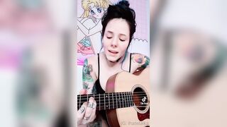 [414] ihatelaiika (LAIKAMusic aka Laika aka sleepylaika) OnlyFans Leaks CEO of Mental illness and Mommy Milkers