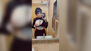 [445] ihatelaiika (LAIKAMusic aka Laika aka sleepylaika) OnlyFans Leaks CEO of Mental illness and Mommy Milkers