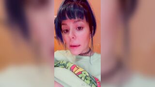 [447] ihatelaiika (LAIKAMusic aka Laika aka sleepylaika) OnlyFans Leaks CEO of Mental illness and Mommy Milkers