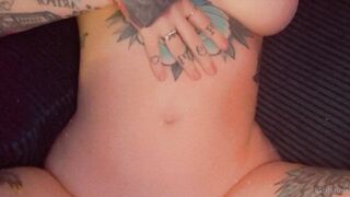 [501] ihatelaiika (LAIKAMusic aka Laika aka sleepylaika) OnlyFans Leaks CEO of Mental illness and Mommy Milkers