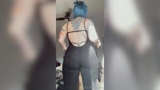 [512] ihatelaiika (LAIKAMusic aka Laika aka sleepylaika) OnlyFans Leaks CEO of Mental illness and Mommy Milkers