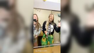 Emma Dahline Very Tall Social Media Leaked Amateur Nude Girl Porn Video 3