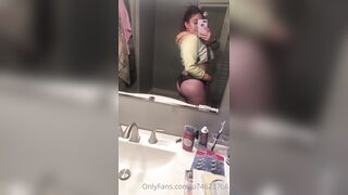 [2] Babycadencexox (Cadence Elizabeth aka u74623766) OnlyFans Chubby Sized Babe