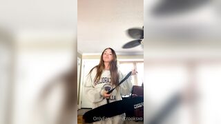 [139] Crooksxox (OliviaEdenOfficial aka Crooks) OnlyFans Leaks Big Titties & Ass Girl