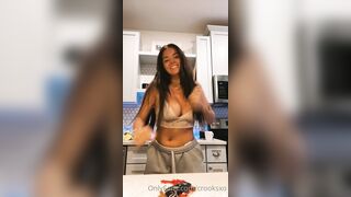 [90] Crooksxox (OliviaEdenOfficial aka Crooks) OnlyFans Leaks Big Titties & Ass Girl