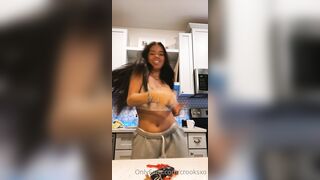[90] Crooksxox (OliviaEdenOfficial aka Crooks) OnlyFans Leaks Big Titties & Ass Girl