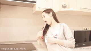 [1] Lil_Monki (Lil_MonkiMFC aka lilmonki) OnlyFans Leak 25 yo Cam Girl Porn