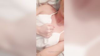 [122] XoKlau (xoklaufree aka Klaudy Begin aka xoklau.official) OnlyFans Leaks French Canadian girl Porn