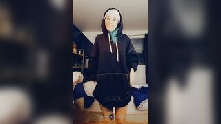 [33] XoKlau (xoklaufree aka Klaudy Begin aka xoklau.official) OnlyFans Leaks French Canadian girl Porn