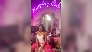 [9] Virginiavip (Virginia Uncensored) OnlyFans Leaks Crazy Side of Epony Babe Porn