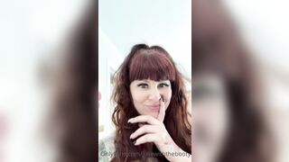 [18] Juliewiththecake (Julie with the Cake aka ) OnlyFans Leaks 45 yo Thicc Red Head Milf Porn