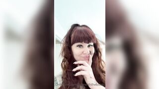 [18] Juliewiththecake (Julie with the Cake aka ) OnlyFans Leaks 45 yo Thicc Red Head Milf Porn