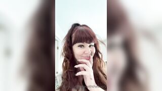 [18] Juliewiththecake (Julie with the Cake aka ) OnlyFans Leaks 45 yo Thicc Red Head Milf Porn