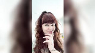 [18] Juliewiththecake (Julie with the Cake aka ) OnlyFans Leaks 45 yo Thicc Red Head Milf Porn