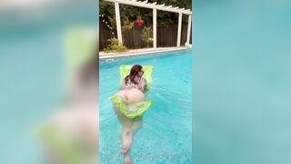 [25] Juliewiththecake (Julie with the Cake aka ) OnlyFans Leaks 45 yo Thicc Red Head Milf Porn