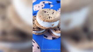 [27] Juliewiththecake (Julie with the Cake aka ) OnlyFans Leaks 45 yo Thicc Red Head Milf Porn