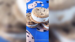 [27] Juliewiththecake (Julie with the Cake aka ) OnlyFans Leaks 45 yo Thicc Red Head Milf Porn