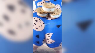 [27] Juliewiththecake (Julie with the Cake aka ) OnlyFans Leaks 45 yo Thicc Red Head Milf Porn