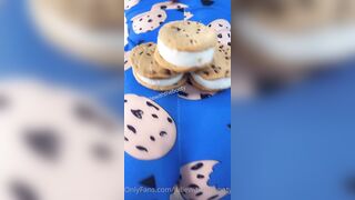 [27] Juliewiththecake (Julie with the Cake aka ) OnlyFans Leaks 45 yo Thicc Red Head Milf Porn