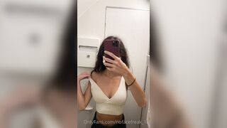 [102] Nofacefreak_18 (Eva Generosi VIP aka evagenerosi) OnlyFans Leaks Italian 19 yo College Petite Body Porn