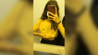 [107] Nofacefreak_18 (Eva Generosi VIP aka evagenerosi) OnlyFans Leaks Italian 19 yo College Petite Body Porn