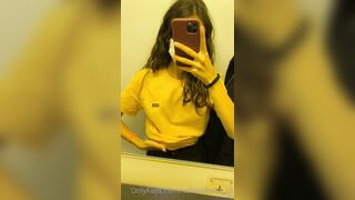 [107] Nofacefreak_18 (Eva Generosi VIP aka evagenerosi) OnlyFans Leaks Italian 19 yo College Petite Body Porn