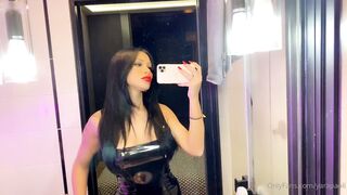 [27] Yarapaoli (Yara Paoli aka paoli_yara) OnlyFans Leaks Italian Shemale Transgender Porn