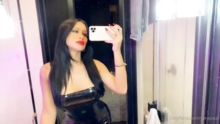 [27] Yarapaoli (Yara Paoli aka paoli_yara) OnlyFans Leaks Italian Shemale Transgender Porn