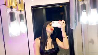 [27] Yarapaoli (Yara Paoli aka paoli_yara) OnlyFans Leaks Italian Shemale Transgender Porn