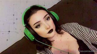 [200] Avaclairexx (avaisoutofideas aka Ava Claire) OnlyFans Leaks Big White Peach Ass Girl Porn