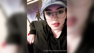 [225] Avaclairexx (avaisoutofideas aka Ava Claire) OnlyFans Leaks Big White Peach Ass Girl Porn