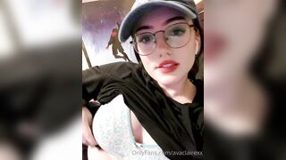 [225] Avaclairexx (avaisoutofideas aka Ava Claire) OnlyFans Leaks Big White Peach Ass Girl Porn