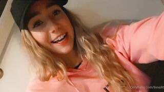 [191 of 681 Videos] Livvalittle (ivfitpdx aka Livv Fitt & Fitdonk aka livvfitcheeks) OnlyFans Leaks The Girl Next Door Porn