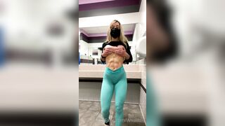 [343 of 681 Videos] Livvalittle (ivfitpdx aka Livv Fitt & Fitdonk aka livvfitcheeks) OnlyFans Leaks The Girl Next Door Porn