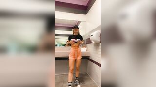 [512 of 681 Videos] Livvalittle (ivfitpdx aka Livv Fitt & Fitdonk aka livvfitcheeks) OnlyFans Leaks The Girl Next Door Porn